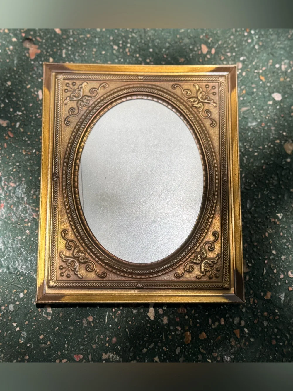 MCM Vintage Ornate 4 X 5 Oval Picture Frame